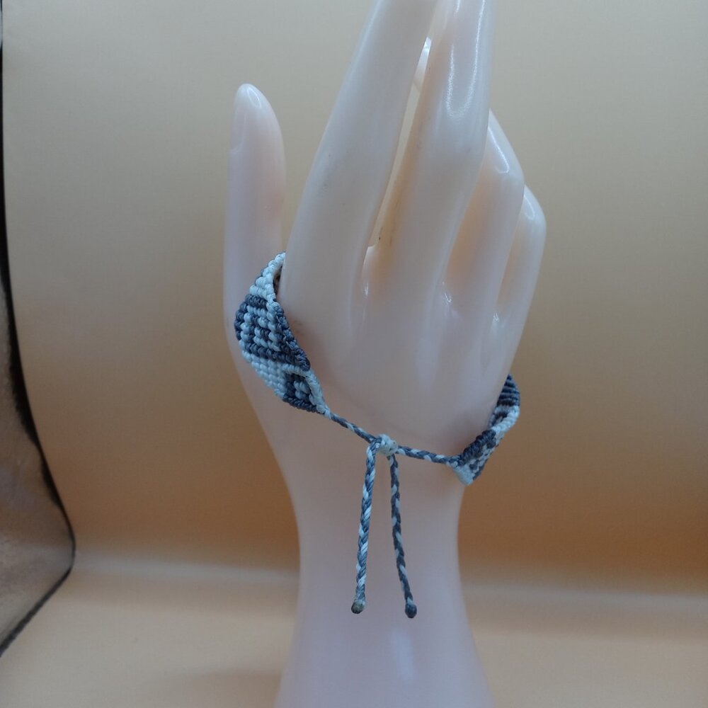 Multicolor Handwoven Macrame Thread Bracelet Desi… - image 4